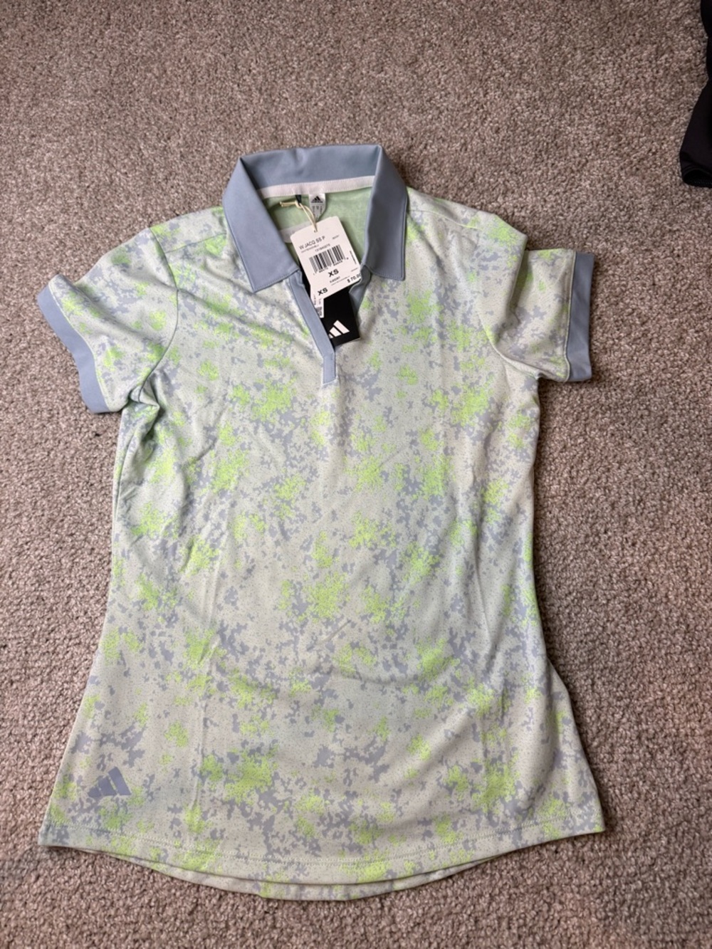 Adidas women’s Golf Shirt- NWT - size XS- multicolor